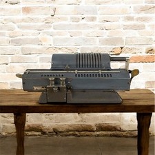 Antica E Rara Calcolatrice