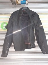 giubbotto e pantalone moto