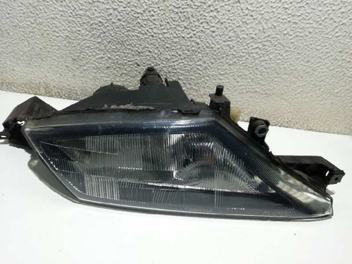 37120748 faro fanale destro