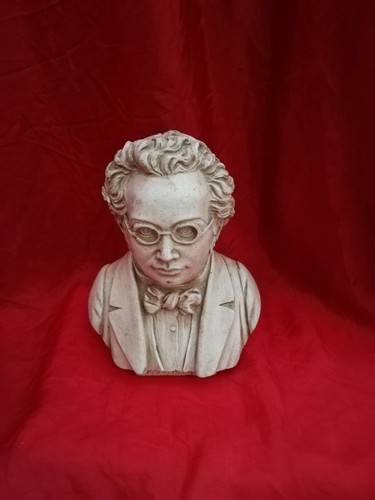 Busto statua famoso - busto,
