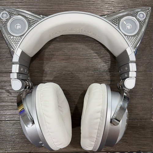 Brookstone ariana grande - brookstone,