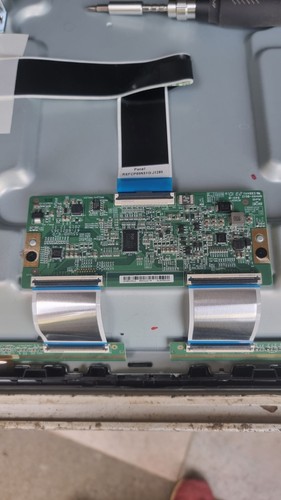 Con hv550qubf70 - hv550qubf70,