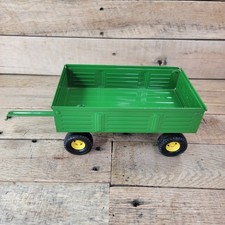 Rimorchio carro fieno in