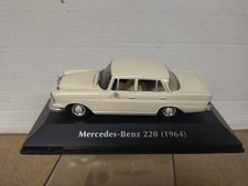 MERCEDES-BENZ W111 220 1964