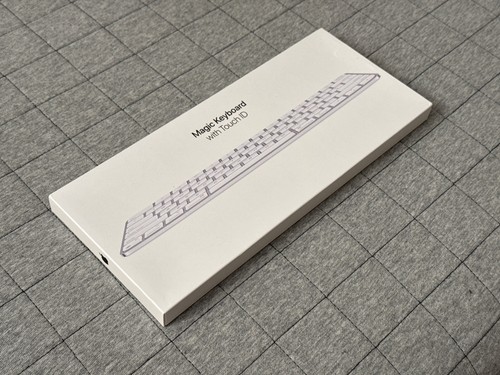 Magic keyboard con - id,