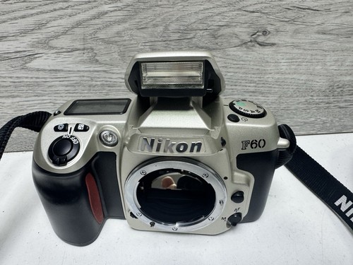 Corpo fotocamera nikon - corpo, f60