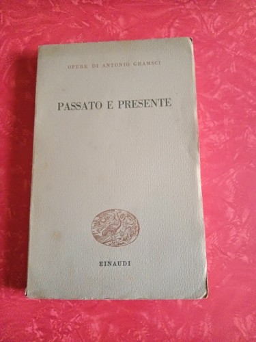 Passato presente antonio - presente, |