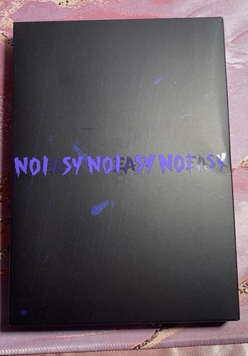 Read description stray kids - stray,