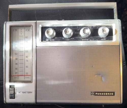 Panasonic 757 radio - panasonic, rf-757