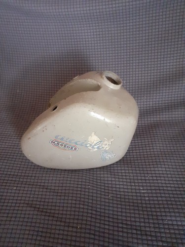 Ancien réservoir ducati - ancien,