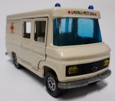 SIKU Mercedes Benz 406 D Ambulanza 1:55