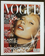 2000 KATE MOSS ON VOGUE COVER