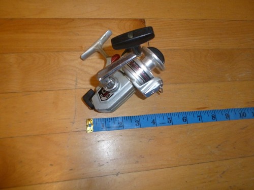 Vintage fishing reel - , daiwa