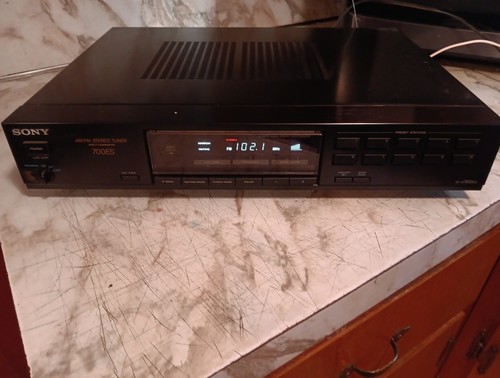 Sony s700 - st-s700, es