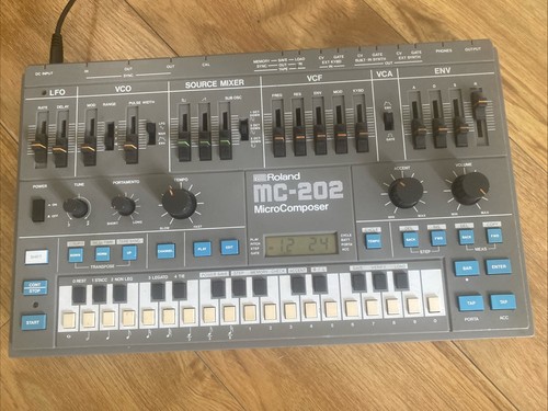 Roland 202 microcompositore - mc-202,