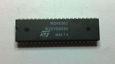Integrated circuit  M3493B2 - audio matrix 12X8 (crosspoint) with control memory