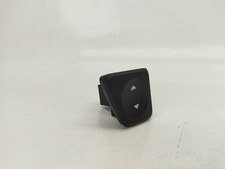 305061697C FRONT LEFT WINDOW
