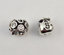 Lotto di 2 perle vintage