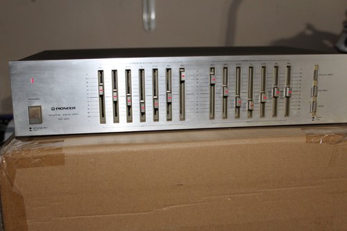 Pioneer graphic equalizer - pioneer,