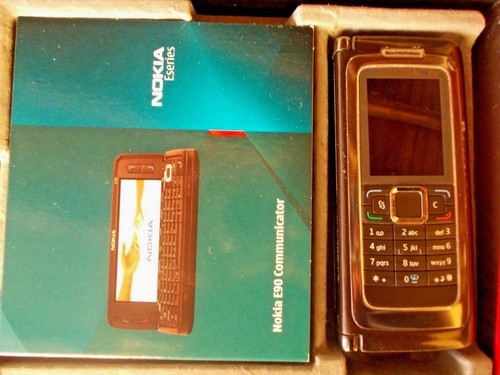 Telefono cellulare nokia e90 - ,