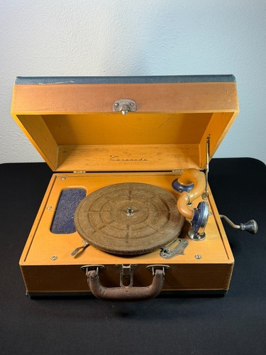 Vintage coronado portable - coronado,