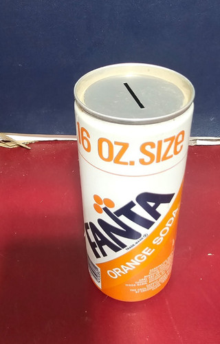 Fanta orange soda - orange, alluminio