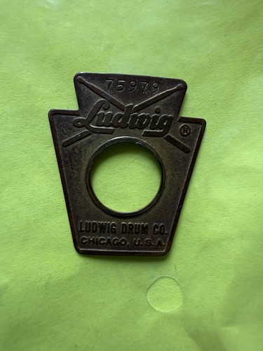 Distintivo chiave volta - chiave,