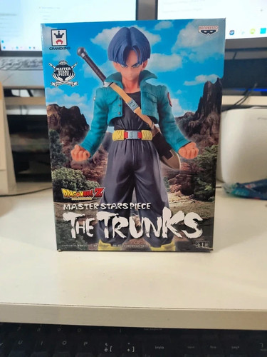Dragon ball figure - dragon, z