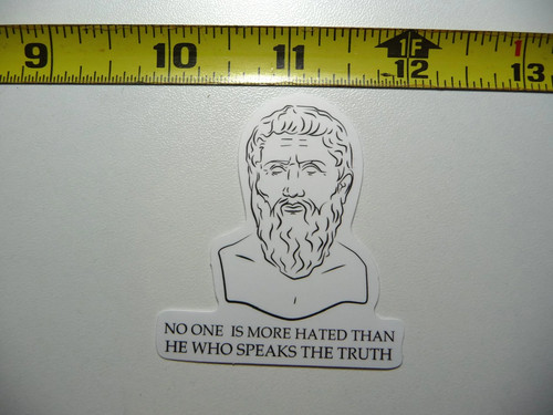 Plato nessuno più - È,