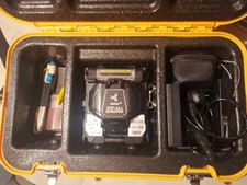 GIUNTATRICE FIBRA OTTICA FST-83A