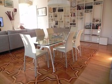 Tavolo Vetro Temperato Manta di RIMADESIO