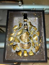 Quadro bottiglia rotta Armand