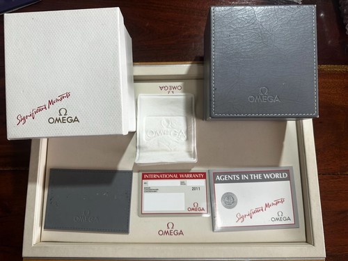 Box omega speedmaster