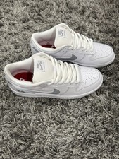 Nike x Supreme SB Dunk Low OG