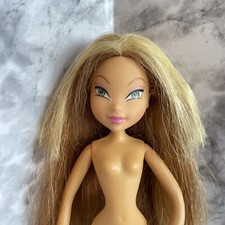 Winx club flora - winx, mattel