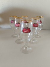 Boccali bicchieri a calice