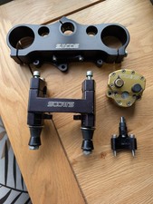Kit ammortizzatori di sterzo Scotts Sub Mount e Scotts/Ohlins per KTM 950 Super Enduro