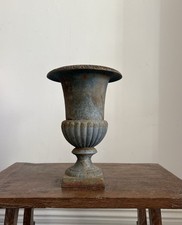 Urna classica francese XIX