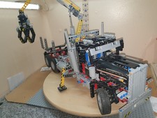 LEGO TECHNIC: Trattore DA SET