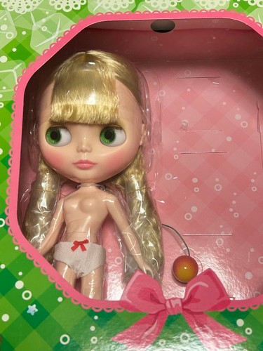 Neo blythe creamy cherry - blythe,