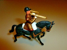 britains swoopet banda