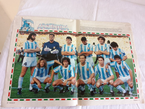Maradona altro poster - maradona+,