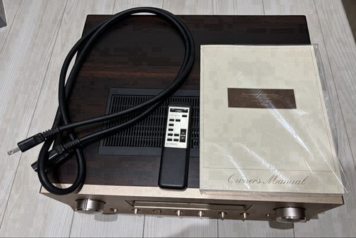 Amplificatore stereo integrato