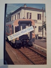 Fotografia Carrozza Semipilota MDVC a piani ribassati in transito 