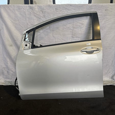 670020D170 Porta ant. SX TOYOTA YARIS 1.0 12V (FRP) Ber. 5p/b/998cc