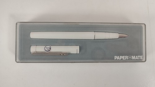 Penna stilografica bianca - stilografica,