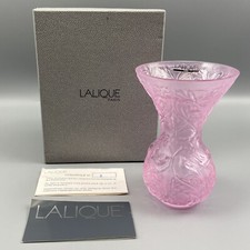 Vaso Lalique rosa arabesco
