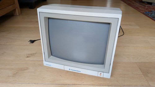 Commodore 1084s monitor - 1084s-p, a