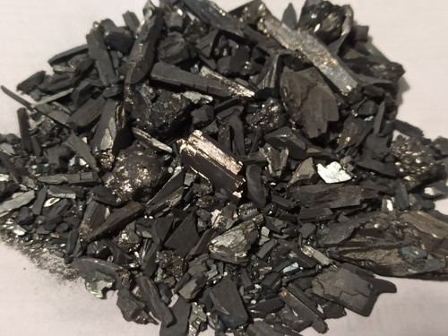 Cristalli elemento metallico