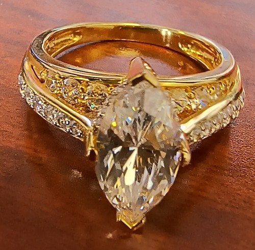 Zircone marchesa con pietre